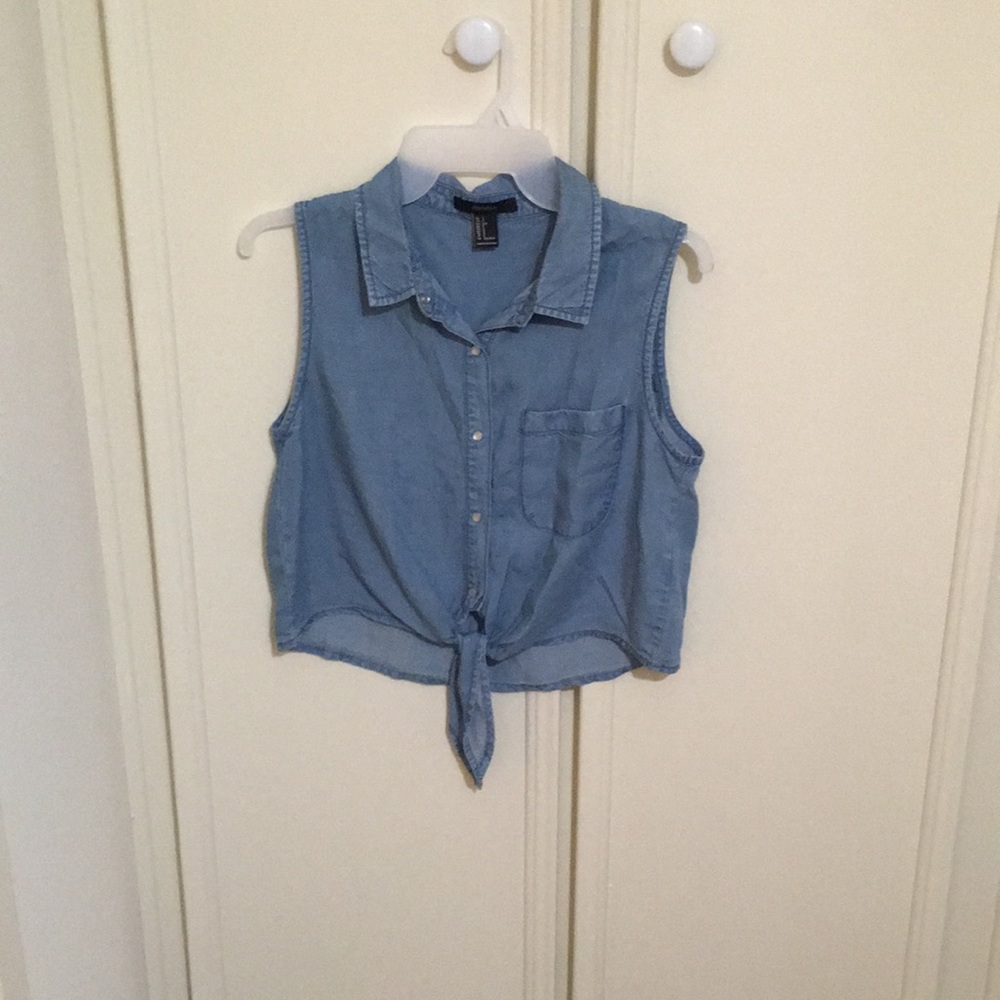 Chambray Button-Up/Tie Shirt